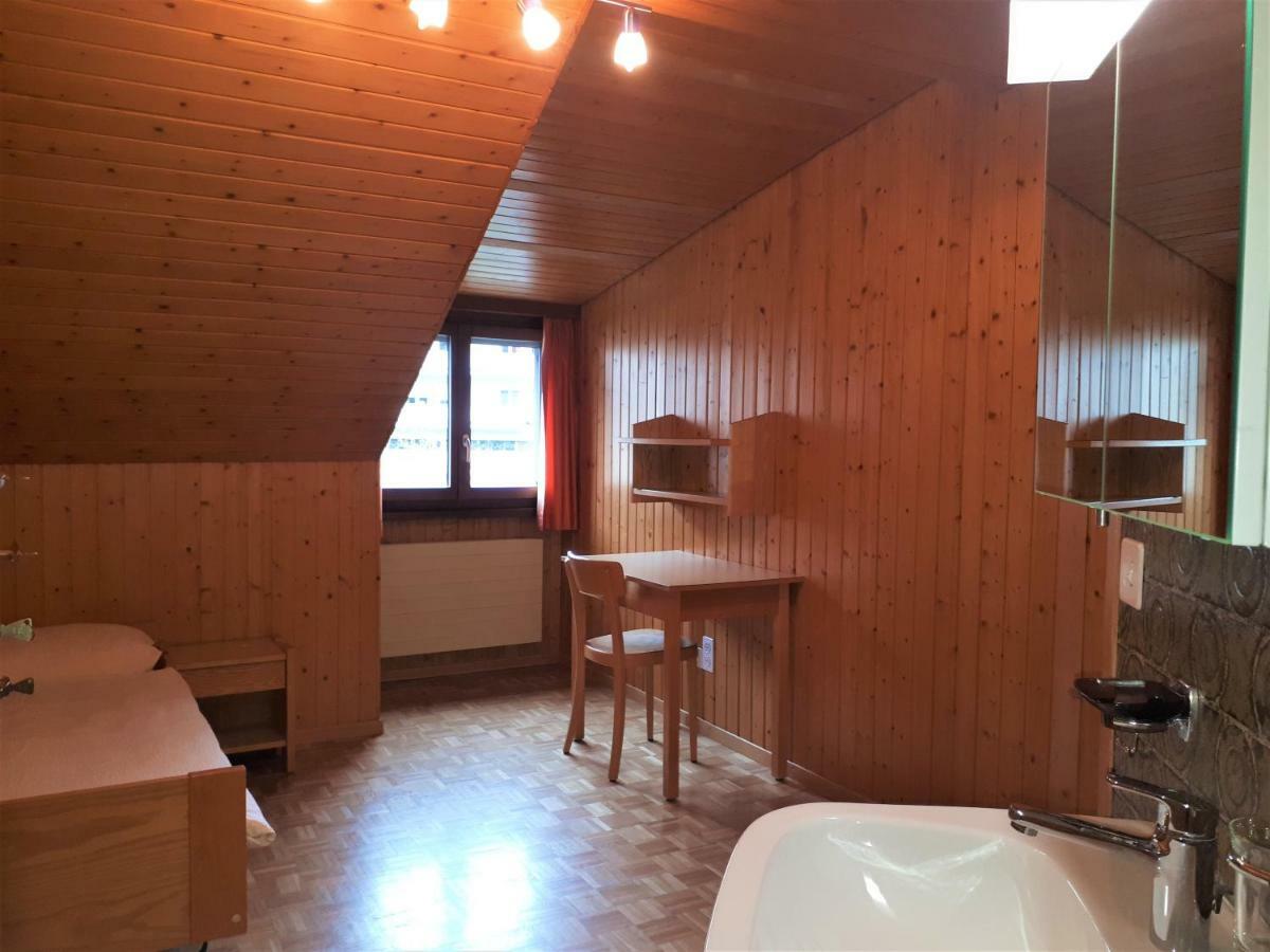 Gaestehaus St. Ursula Brig Bagian luar foto